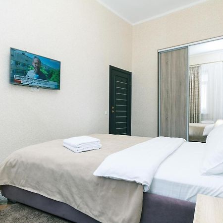 Maidan, Khreschatyk 3Br Kiev Exterior foto